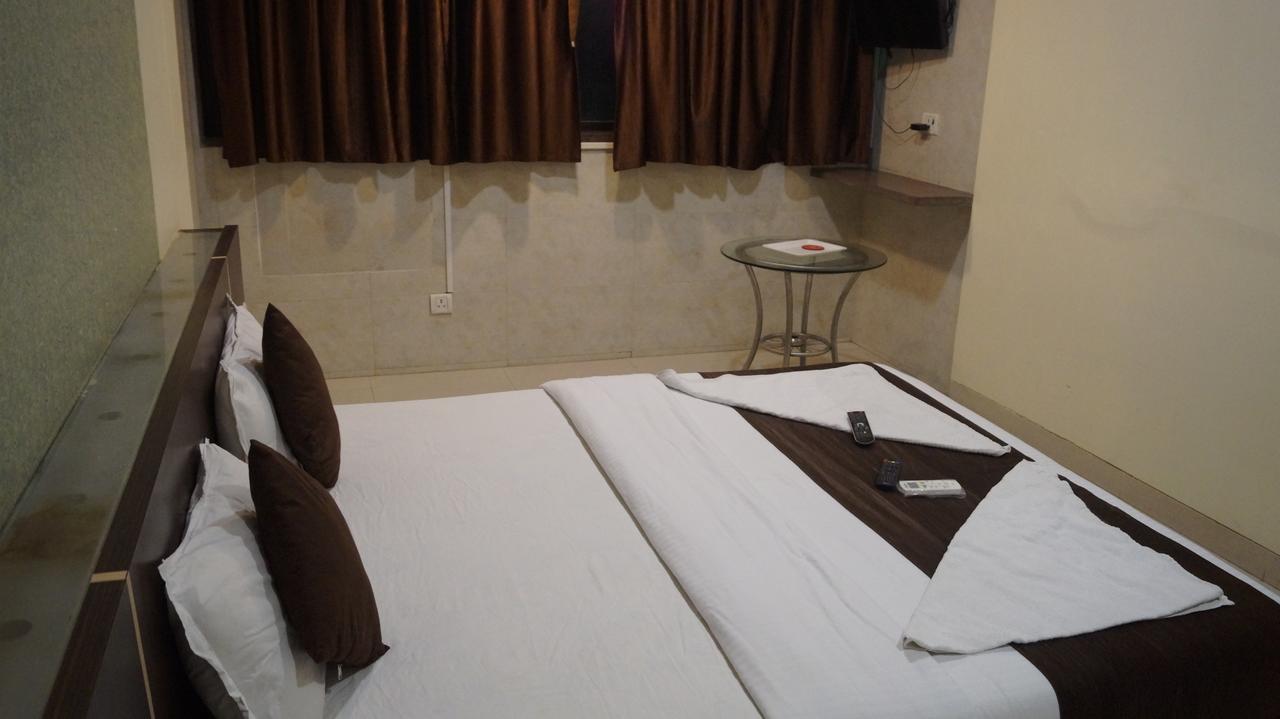 Hotel Panvel Palace Eksteriør billede